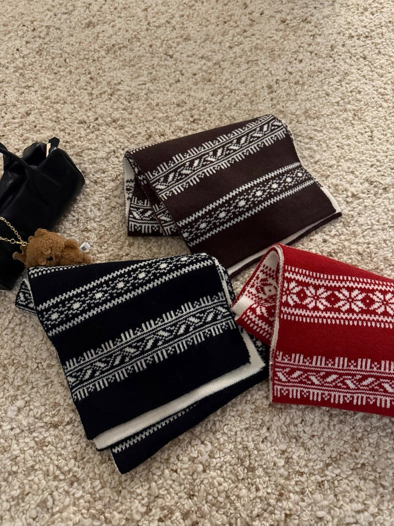 ANNA AMMONS Reversible Fair Isle Scarf - Vintage Christmas Vibe Jacquard Knit Shawl