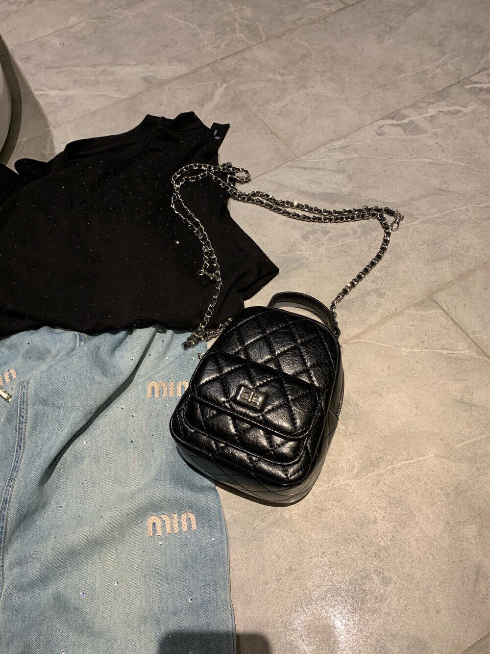 ANNA AMMONS Elegant Quilted Mini Backpack - Classic Chain Strap Shoulder Bag
