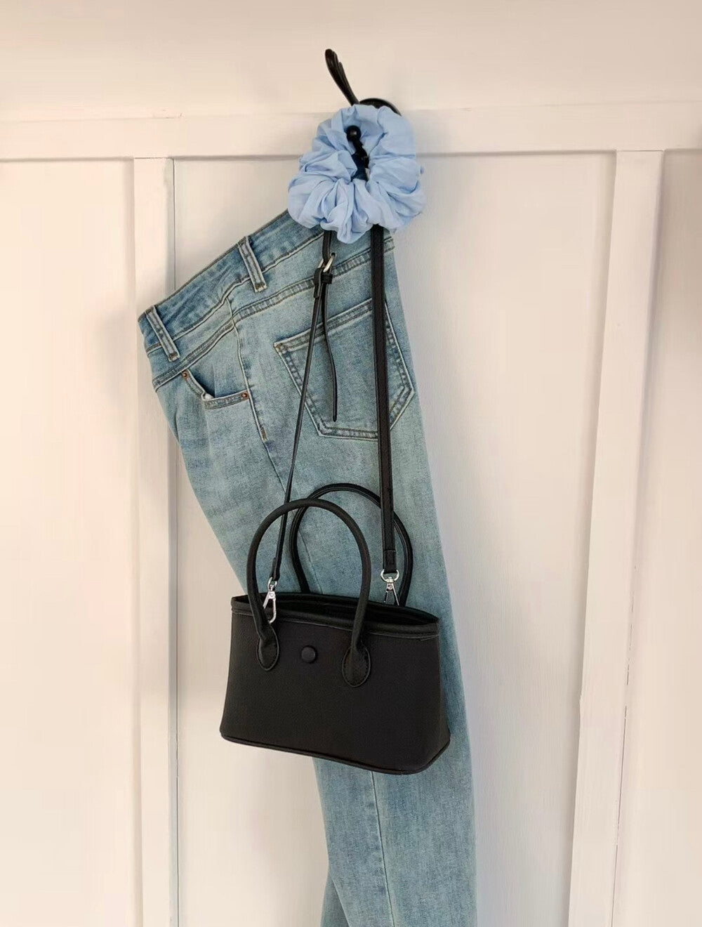 ANNA AMMONS Classic Garden Bucket Bag - Minimalist Leather Tote with Detachable Shoulder Strap